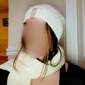 Calvin Klein NEW UNUSED winter set